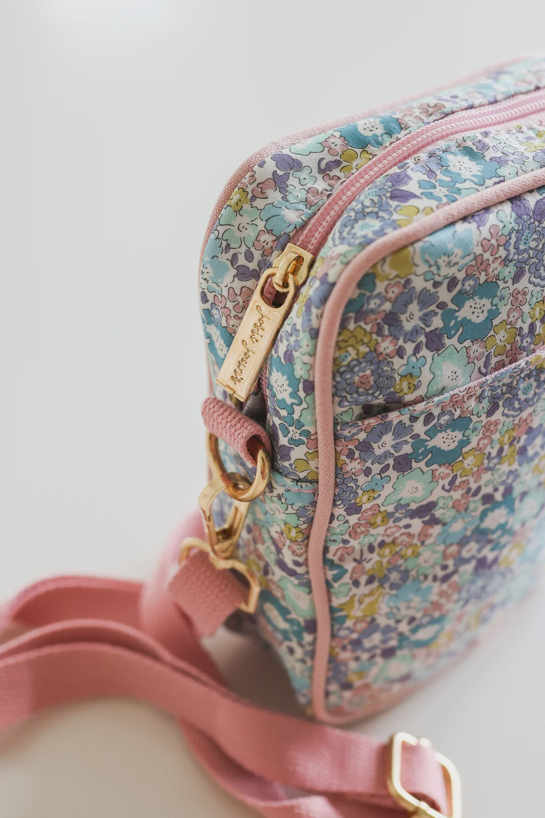 Suzanne Crossbody Bag