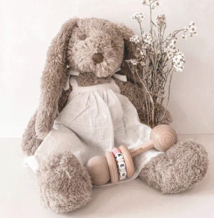 Mrs Honey Bunny | White