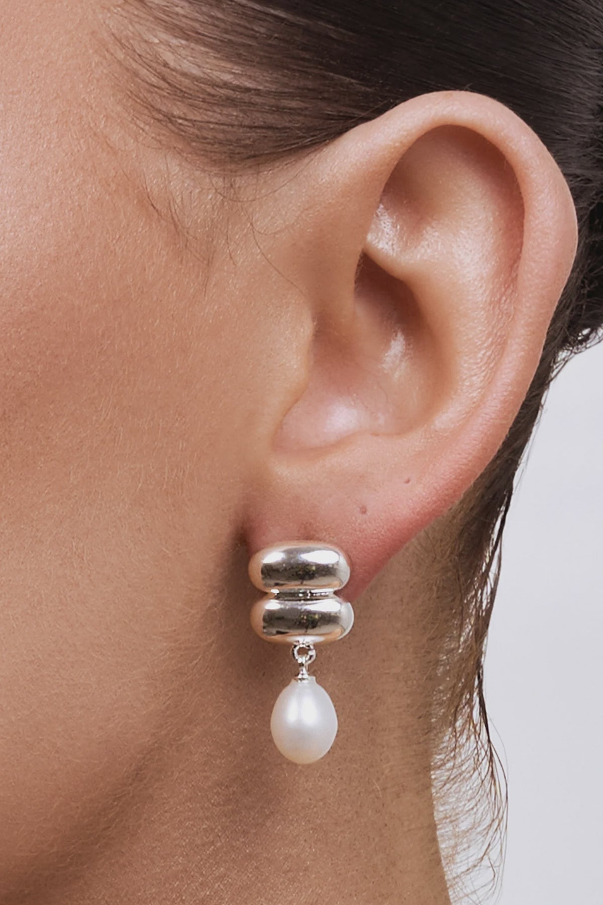 Heidi Pearl Earring