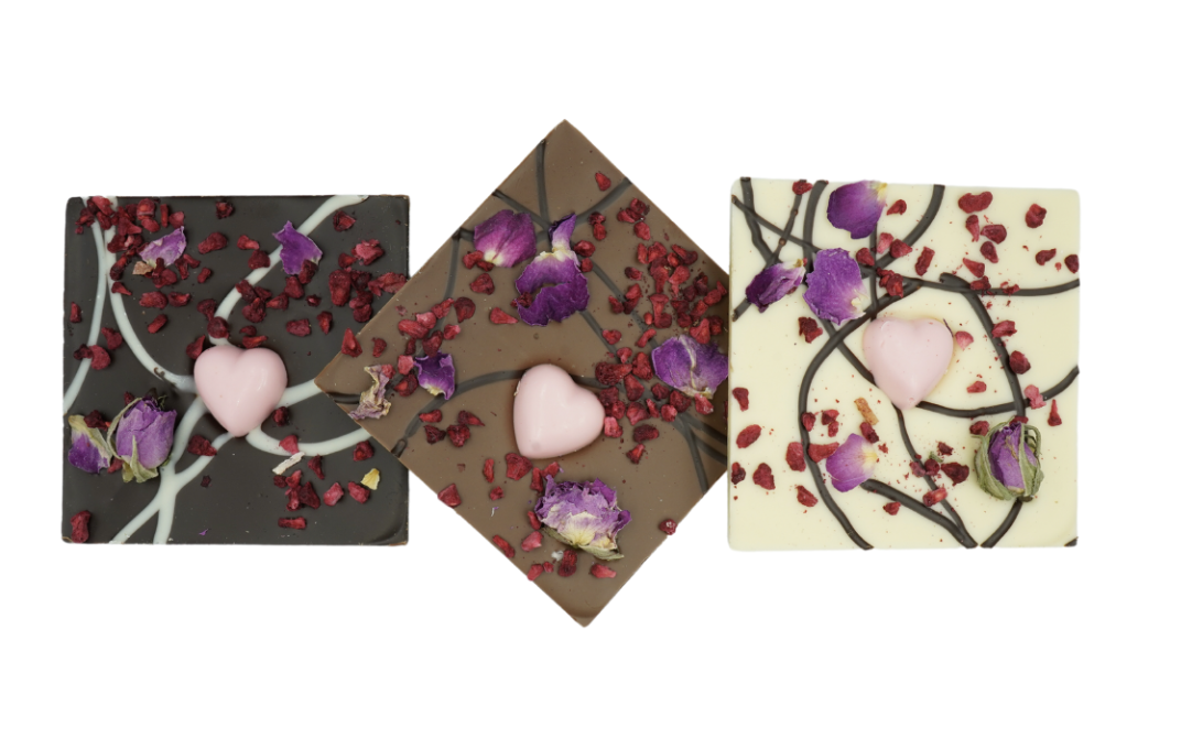 Small | Chocolate & Petals | Milk