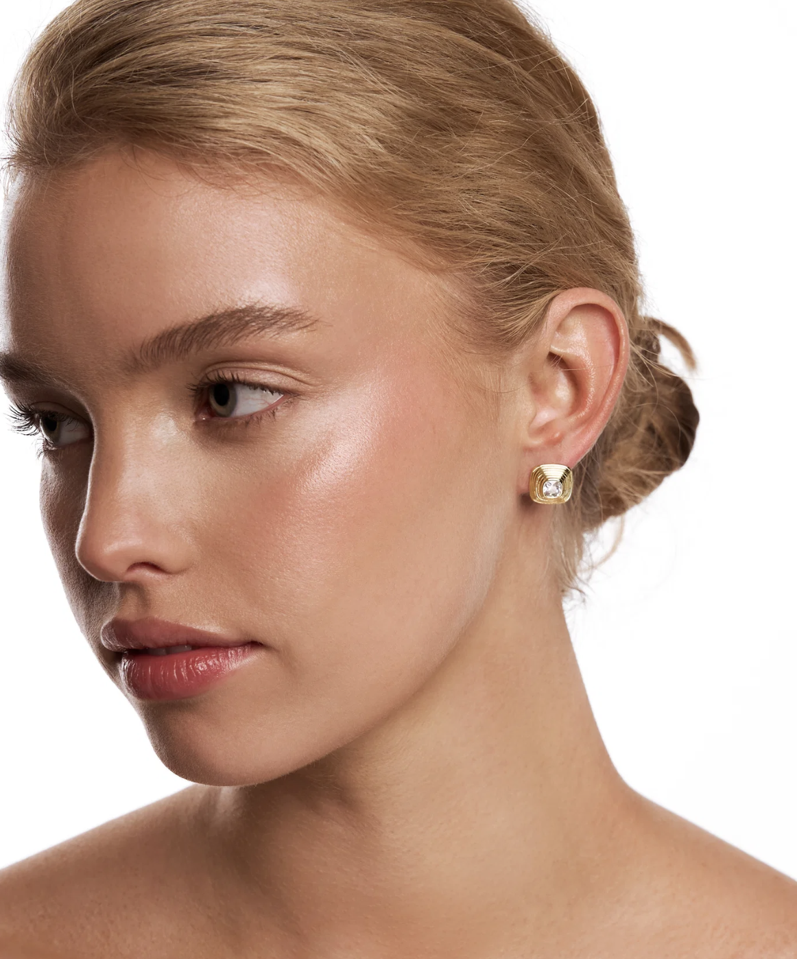 Queen Gold Earring