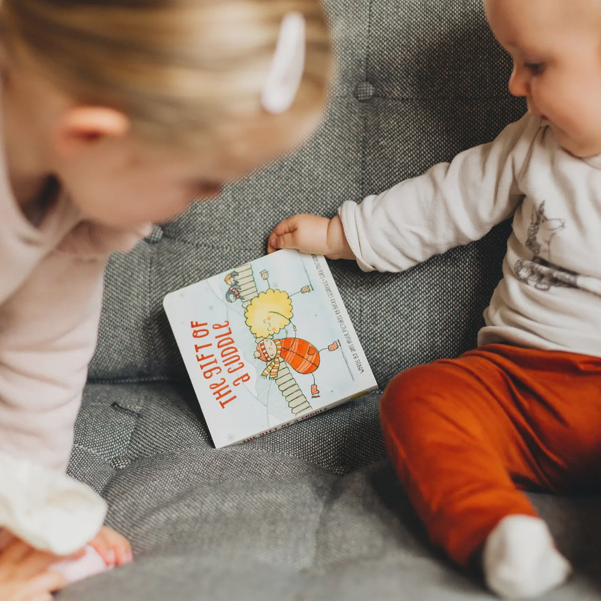 The Gift of a Cuddle | Board Book