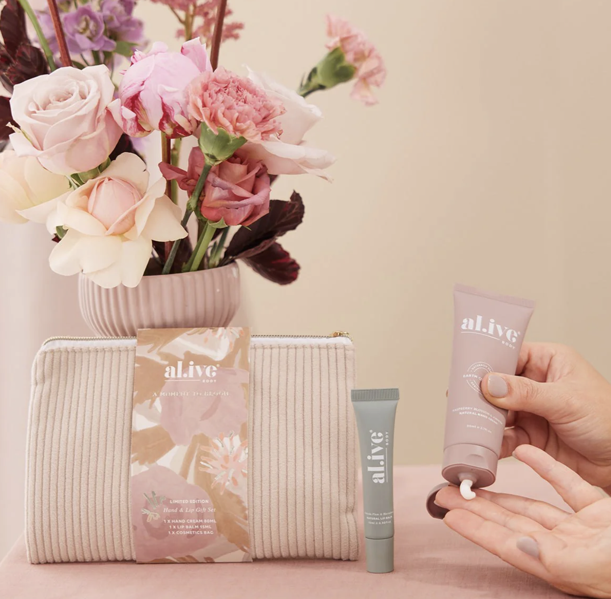 A Moment to Bloom | Hand & Lip Gift Set